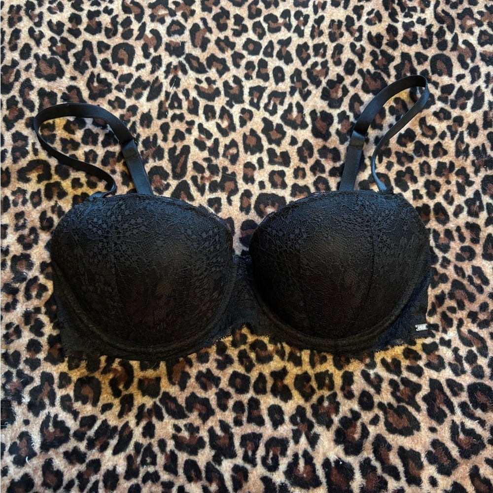 Victoria’s secret bra 34D